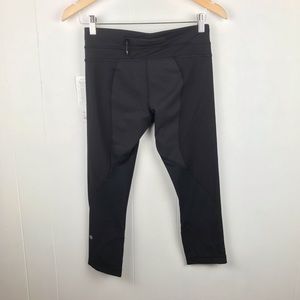 Lululemon run inspire crop II 6 NWT black